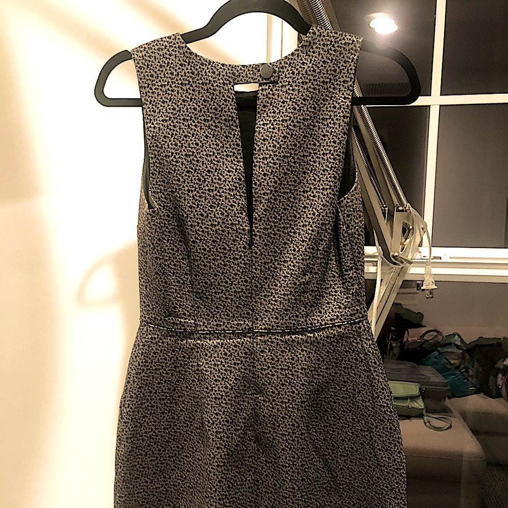 Like New Structured Black & Gold A-Line Dress w/ Pockets - Picture 4 of 7